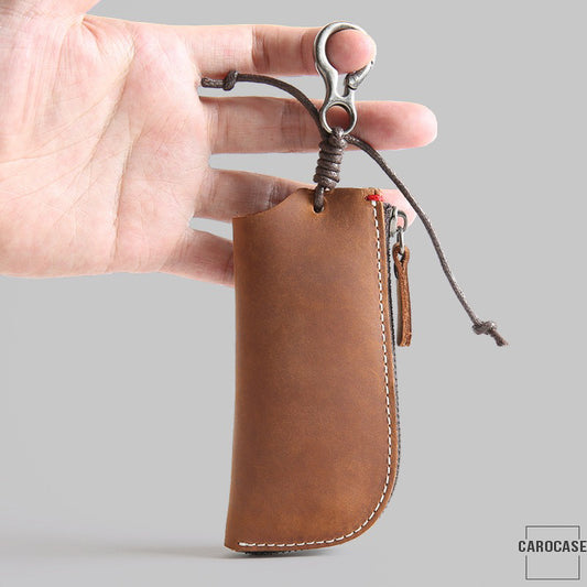 Premium leather key case with carabiner STS1