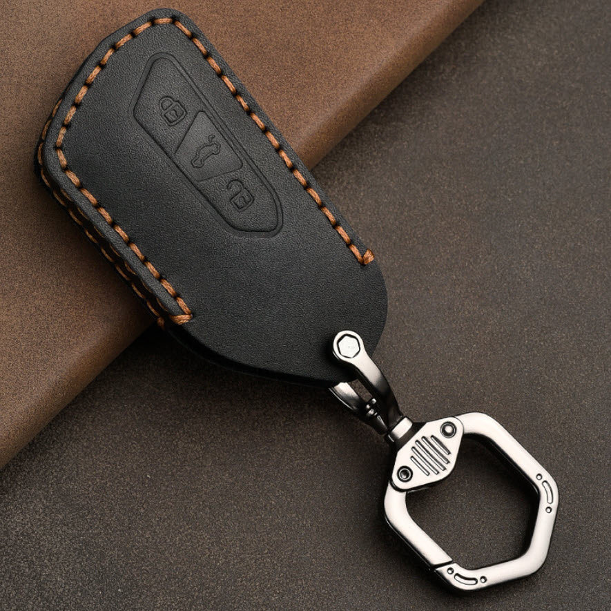 Premium leather key cover / protective cover (LEK68) suitable for Volkswagen, Skoda, Seat keys including carabiner