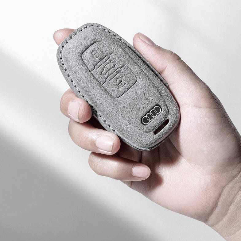 Alcantara Schlüsselhülle (LEK72) passend für Audi Schlüssel inkl. Schlüsselanhänger keyholster.com | the case company 